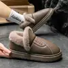 Chinelos de inverno masculinos de algodão oversized, novo estilo 2026, para uso interno, antiderrapantes, quentes e com sola grossa forrada de fleece