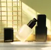 Botella de vidrio cuadrada de 30 ml para base de maquillaje líquida BB cream, disponible en stock, botella dispensadora tipo prensa para loción y esencia, material de empaque cosmético botella dispensadora