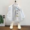Camisa de Otoño para Niño con Etiqueta de Dibujos Animados 2025 Estilo Primavera y Otoño Camisa Casual Guapa para Niños Pequeños Top de Moda para Bebé