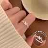 Anillo de plata de ley S925 para mujer, estilo diario de verano, con el mismo estilo, sin color, ligero, lujoso, anillo abierto de alta gama que combina con todo.