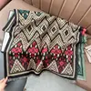 Xale Elegante e de Alta Qualidade Versátil de Imitação de Caxemira para Outono e Inverno para Mulheres Usarem com Cachecol Quente Estilo Boêmio Novo para Exportação