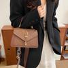 Bolso Pequeño Fresco de Color Contraste para Mujer 2025 Nuevo Simple Combinable Portátil Bolso Cuadrado Pequeño Nicho Moda Bolso de Hombro Cruzado
