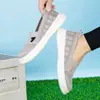 Zapatos para Caminar Modelo Nuevo 2026 para Mujeres Mayores, Estilo Verano, Suela Suave, Sandalias de Malla Slip-On Transpirables para Mujeres