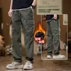 Pantalones de trabajo gruesos estilo americano de moda con forro polar para hombre, pantalones de paracaidista de corte recto holgado para primavera y otoño, pantalones deportivos para exteriores, transfronterizos