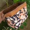 Bolsa de alambre de acero al por mayor de fábrica, bolsa multifuncional para almacenamiento de artículos de uso diario, marco de acero, categoría de cosméticos, bolso para mujer
