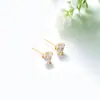 Brincos de Coração Simples e Compactos Xuping com Zircônia Única, Brincos Fáceis de Usar para o Dia a Dia e Deslocamento, Brincos Clássicos Elegantes Atacado para Mulheres