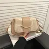Bolso para mujer de estilo nuevo popular 2026, diseño simple de nicho, bolso de hombro de moda, bolso de axila, bolso cuadrado pequeño, bolso cruzado