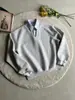 AMBSOM Sudadera con Capucha de Dos Piezas Falsas Rayas Cuello en V Color Sólido Corta Ancha Cuadrada Jersey Versátil Estilo Universitario