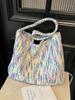 Bolso Tote de Moda Exterior Individual de Gran Capacidad para Viajeros Mujeres 2025 Nuevo Felpa Dulce Elegante Hombro Cruzado