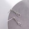 Aretes Artísticos Lindos de Guitarra Pequeña para Mujer Aretes Simples Creativos para Estudiante Mini Aretes de Nota Aretes Asimétricos para Mujer