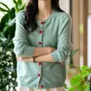 Cardigan Tricotado 100% Caxemira Pura Novo para Outono e Inverno Feminino Jaqueta Suéter de Gola Redonda com Botões de Coração Camisa de Manga Longa que Reduz a Idade