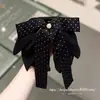 Presilha Exquisita de Laço com Bolinhas Pretas para Rabo de Cavalo Moda Presilha de Garra para Parte de Trás da Cabeça Estilo Coreano Versátil Presilha de Cabelo com Temperamento para Mulheres