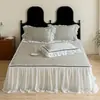Juego de Tres Piezas de Alfombrilla de Seda Helada Fresca de Verano para Niñas, Alfombrilla Lavable a Máquina con Jacquard de Mariposa y Estilo de Falda de Cama con Encaje