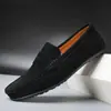 Chegada nova transfronteiriça sapatos masculinos slip-on casuais bico fino 40-48 tamanho grande sapatos baixos estilo comércio exterior sapatos masculinos vermelho
