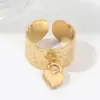 Anillo Versátil para Mujer con Forma de Rosa, Popular en Europa y América, Sencillo y Exquisito, Anillo de Acero de Titanio de Nicho al por Mayor