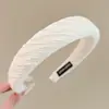 Diadema Nueva Retro 2026 Hace que la Cara se Vea Más Pequeña Diadema Elegante para Mujeres Ilumina la Piel No Aprieta la Cabeza Estilo Perezoso Pinzas para el Cabello Accesorios para el Cabello Mayoreo