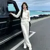 Conjunto de Traje de Alta Gama Estilo Europeo para Mujer Moda Otoñal Chaqueta con Temperamento Rejuvenecedor Top Pantalones de Pierna Ancha Conjunto Versátil Casual de Dos Piezas