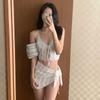 Traje de Banho Ins Coreano Novo 2025 High-End e Bonito Bikini Sexy Puro Desejo Resort na Praia Fonte Termal Traje de Banho