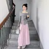 Diseño Otoño Temprano 2025 Camiseta de Manga Larga con Lazo Gris de un Solo Hombro Look Adelgazante Top Pequeño Único para Mujer