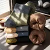 Calcetines de Media Caña para Hombre para Otoño e Invierno, Suela de Felpa Engrosada, Cálidos, Absorbentes del Sudor, Calcetines Largos Deportivos Modernos