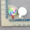 Lollipop de Simulación Accesorios de Resina DIY Juguetes de Comida Pegamento de Crema de Caramelo Funda de Teléfono Pasador DIY Llavero Al por Mayor
