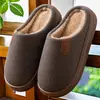 Chinelos de algodão masculinos para outono e inverno, tamanho extra grande, adequados para uso doméstico, interno e externo, antiderrapantes, silenciosos, com sola grossa, de toque macio, chinelos de algodão femininos