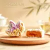 Pasteles de Luna Serie Dorada Montaña de Durazno, Caja de Regalo de Repostería Estampada Estilo Chino, Suministro Mayorista de Fábrica de Pasteles de Luna de Mediados de Otoño