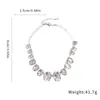 Collar con colgante ovalado de cuentas y diamantes de estilo europeo y americano transfronterizo, cadena para la clavícula de lujo ligero y de alta gama con un diseño único, accesorio de nicho