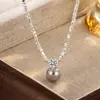 Collar de Cadena Plateada con un Solo Diamante y Perlas para Mujer, Sencillo y Versátil, Diseño de Nicho de Lujo Ligero, Estilo Minimalista, Cadena para Clavícula Llamativa para el Verano