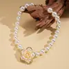 Collar de perlas en capas con cuentas transfronterizo europeo y americano, cadena para la clavícula estilo fiesta vintage, lujo ligero, accesorio versátil de alta gama para mujer