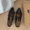 Zapatillas Blancas de Punta Francesa con Plataforma para Mujer Verano 2025 Nuevo Modelo Zapatos de Media Zapatilla Retro