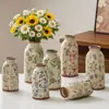 Vaso de Cerâmica com Flores Exóticas Estilo Francês Retro Pastoral, Vaso de Porcelana de Diâmetro Pequeno para Arranjo de Flores, com Acabamento de Alto Padrão