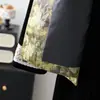 Atuendos de Otoño para Madres: Nuevo Conjunto Estilo Chino para Mujeres Mayores de 50, Ropa de Alta Gama para Mujeres de Mediana Edad y Mayores, Conjunto de Tres Piezas de Chaleco de Terciopelo Estilo Nacional