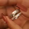 Anel de casal touch masculino e feminino moda luxo leve anel de abertura com letra presente de Dia dos Namorados