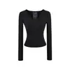 8692 - Camiseta Fashion Estilo Europeu Garota Picante Decote V para Mulheres Nova Coleção Primavera/Verão 2026 Top Básico Sexy Slim Fit