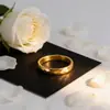 Anéis de Casal Minimalistas Populares Estilo Francês Estilo Nicho Elegantes em Forma de Diamante com Padrão de Onda Versáteis Luxo Leve Anéis Lisos