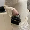 Bolso de Mano Cuadrado Pequeño de Lujo Ligero Estilo Francés al por Mayor para Mujer, Bolso de Hombro Nuevo Otoño 2025 con Cadena a Cuadros, Bolso Cruzado para Viajes