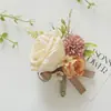 Yi Yaguo 24105 Suministros para Bodas Banquete Invitado Flores Artificiales Ramillete para Novio y Novia Flores de Mano Color Café Naranja