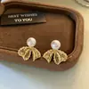 Pendientes de Botón de Encaje Hueco con Lazo y Perlas de Diseño Francés, Super Hada, Lujo Ligero, Sensación de Alta Gama, Versátiles y Dulces