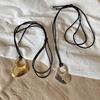 Em estoque Niche Design Sense Irregular Love Pingente Colar Feminino Luz Luxo High-end Sense Lã Corrente Clavícula Colar
