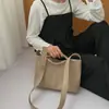 Bolsa de Ombro Texturizada Retro Transfronteiriça para Mulheres, Nova Tendência Primavera 2026 Estilo Coreano Elegante Moda Bolsa Tote