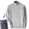 Suéter de punto de lana para hombre de otoño e invierno, cuello alto, suéter de lana casual de cuello semi-alto, suéter básico de cuello redondo para venta al por mayor