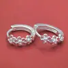 Hebilla de Oreja Flor de Ciruelo de Plata de Ley Elegante Floral Pie de Plata 990 Moda Viajero Pendientes de Plata para Mujer Joyería Regalo de Vacaciones