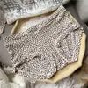 [80-135] Cintura Média Seda Gelada Estampada Cobre o Quadril Confortável e Fofo Desenho Animado Cintura Média Roupa Íntima Feminina 9908