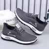 Zapatos de Caminar para Hombre 2023 Otoño Malla Fly-Knit Transpirables Zapatos Deportivos Venta al por Mayor de Fábrica para Hombre Aumentadores de Altura para Hombre Oem
