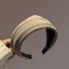 Diadema Morada de Ala Ancha para Mujer de Verano, Accesorio Versátil para el Cabello para Exteriores, Elegante Diadema con Corona Alta para Lavarse la Cara