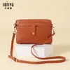 Bolsa Feminina 2025 Nova Primavera e Verão Jovem Cor Sólida Casual Versátil Bolsa Feminina Tecida Ombro Transversal Bolsa Pequena Tecida