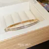 Pulsera de Acero de Titanio que No se Desvanece para Mujer, Galvanizado al Vacío de 18K, Pulsera con Cierre de Moda Versátil, Joyería Transfronteriza