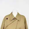 Gabardina corta de doble botonadura con solapa negra y cinturón para mujer, otoño 2026, caqui, Yehong Apparel, algodón