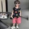 Conjunto de Colete Floral de Verão para Meninos 2026 Novo Estilo Conjunto Esportivo Duas Peças Sem Mangas Estiloso Infantil Roupas de Bebê
